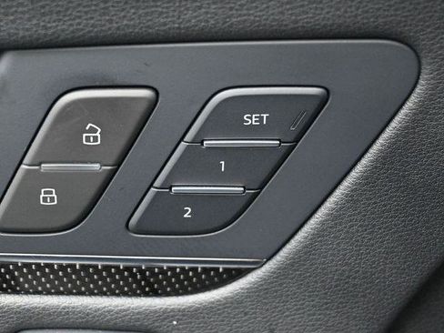 Used 2024 Audi SQ5 Premium Plus w/ Premium Plus Package image 15