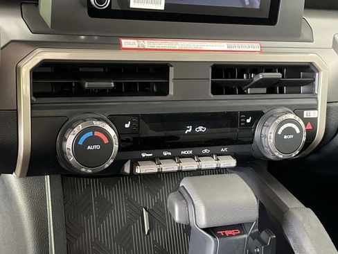 New 2026 Toyota Tacoma 4x4 Double Cab image 25