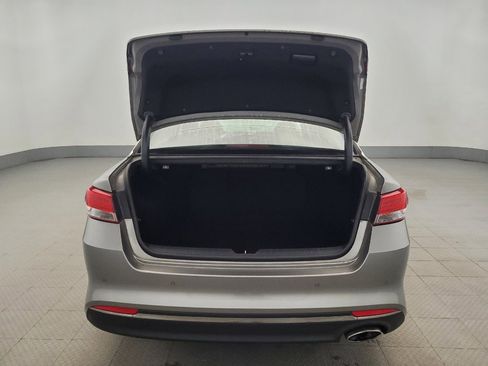 Used 2018 Kia Optima EX w/ Premium Package image 29