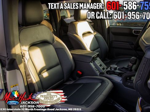 New 2025 Ford Bronco Outer Banks w/ Sasquatch Package image 7