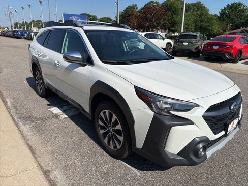 Used 2024 Subaru Outback Touring XT AWD/4WD image 5