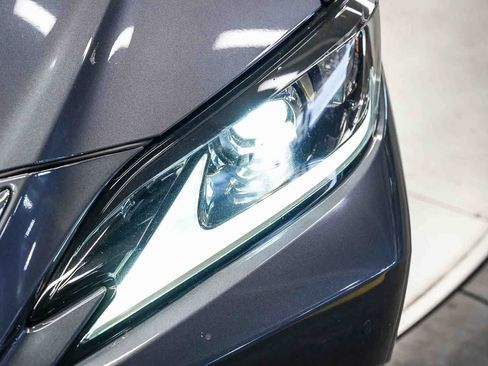 Used 2024 Lexus ES 350 w/ Premium Package FWD image 7