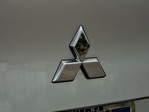 Used 2022 Mitsubishi Outlander ES FWD image 28