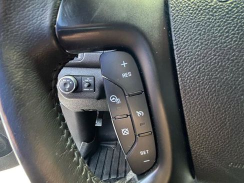 Used 2015 Buick Enclave Leather AWD/4WD image 14