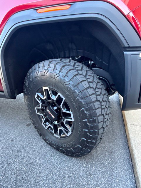 Used 2026 GMC Sierra 2500 AT4X AWD/4WD image 6