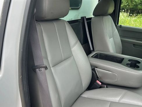Used 2011 Chevrolet Silverado 3500 W/T RWD image 47