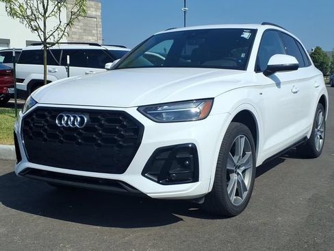 Used 2025 Audi Q5 2.0T Premium AWD/4WD image 2