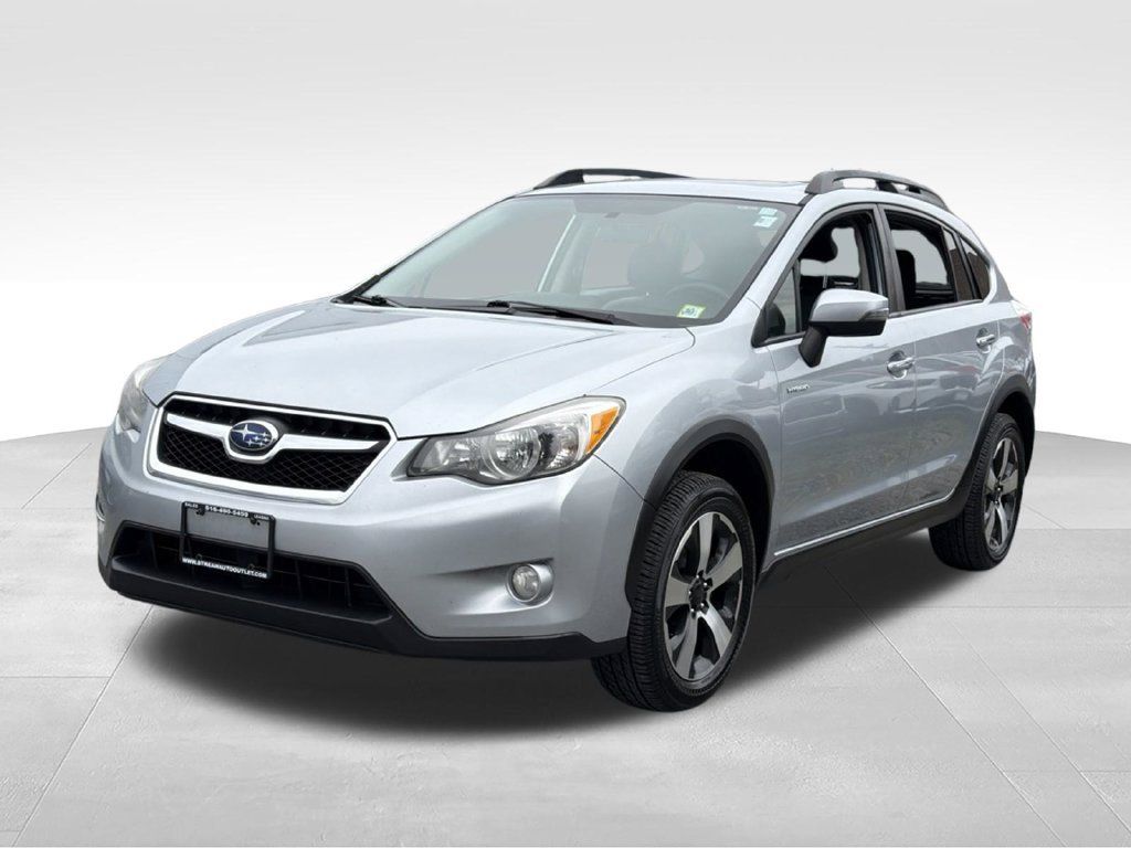 Used 2015 Subaru Crosstrek Touring AWD/4WD image 3