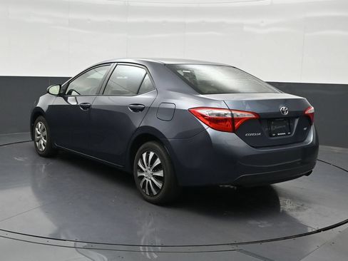 Used 2015 Toyota Corolla LE FWD image 3
