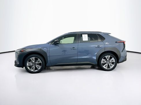 Used 2023 Subaru Solterra AWD image 4