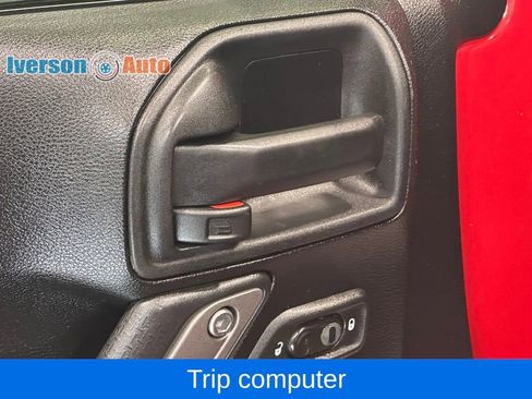 Used 2013 Jeep Wrangler Unlimited Sport image 15