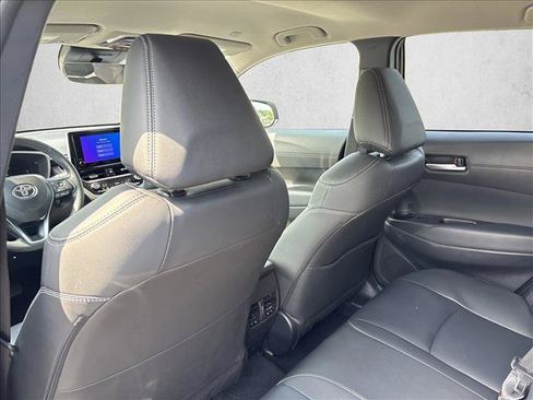 Certified 2025 Toyota Corolla Cross XLE FWD image 21