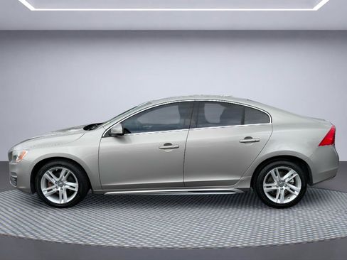 Used 2015 Volvo S60 T5 Platinum FWD image 3