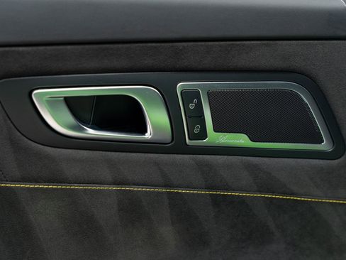 Used 2018 Mercedes-Benz AMG GT R image 97