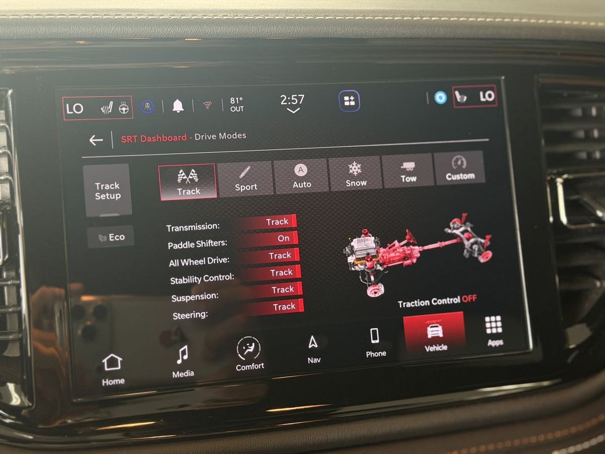 Used 2025 Dodge Durango SRT Hellcat AWD/4WD image 59