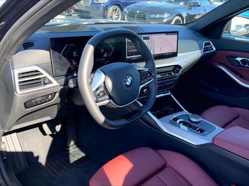 Certified 2025 BMW 330i Sedan image 17