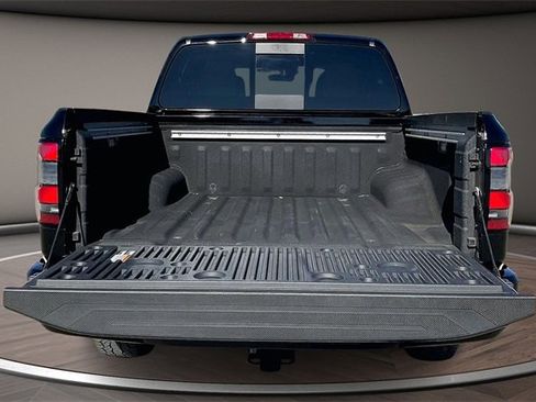 Certified 2025 Nissan Frontier PRO-4X w/ Pro Convenience Package image 16