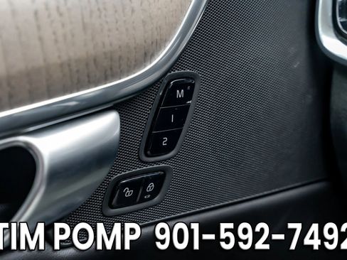 Used 2023 Volvo S90 B6 Plus image 27