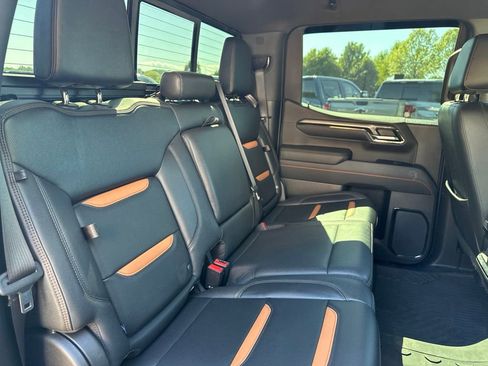 Used 2023 GMC Sierra 1500 AT4 w/ AT4 Premium Package AWD/4WD image 35