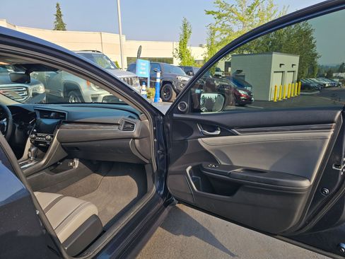 Used 2019 Honda Civic EX-L image 12