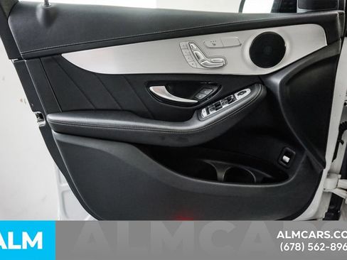 Used 2022 Mercedes-Benz GLC 300 4MATIC Coupe image 44