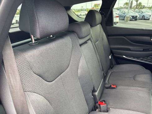 Used 2019 Hyundai Santa Fe SEL image 21