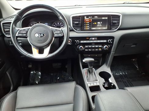 Used 2020 Kia Sportage EX AWD/4WD image 9