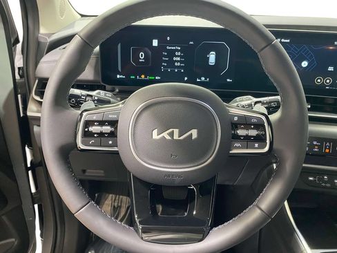 New 2026 Kia Carnival SX Prestige FWD image 21