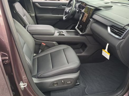 Used 2026 GMC Acadia Elevation w/ Black Edition FWD image 28