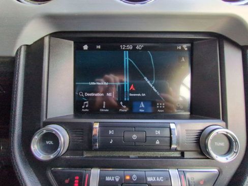 Used 2017 Ford Mustang Premium image 19