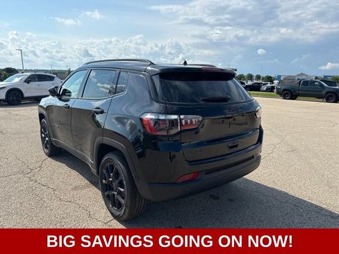 New 2026 Jeep Compass Latitude AWD/4WD image 7