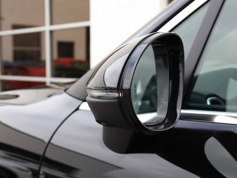 Used 2019 Porsche Cayenne AWD/4WD image 43