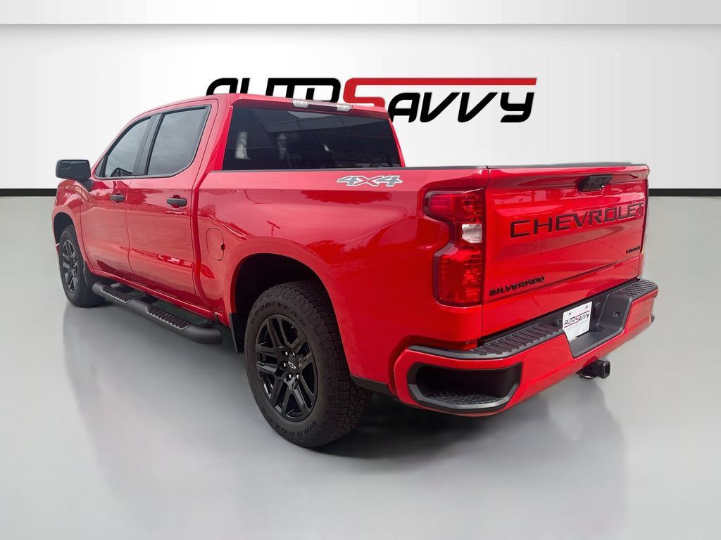 Used 2026 Chevrolet Silverado 1500 Custom w/ Turbomax Blackout Package AWD/4WD image 5