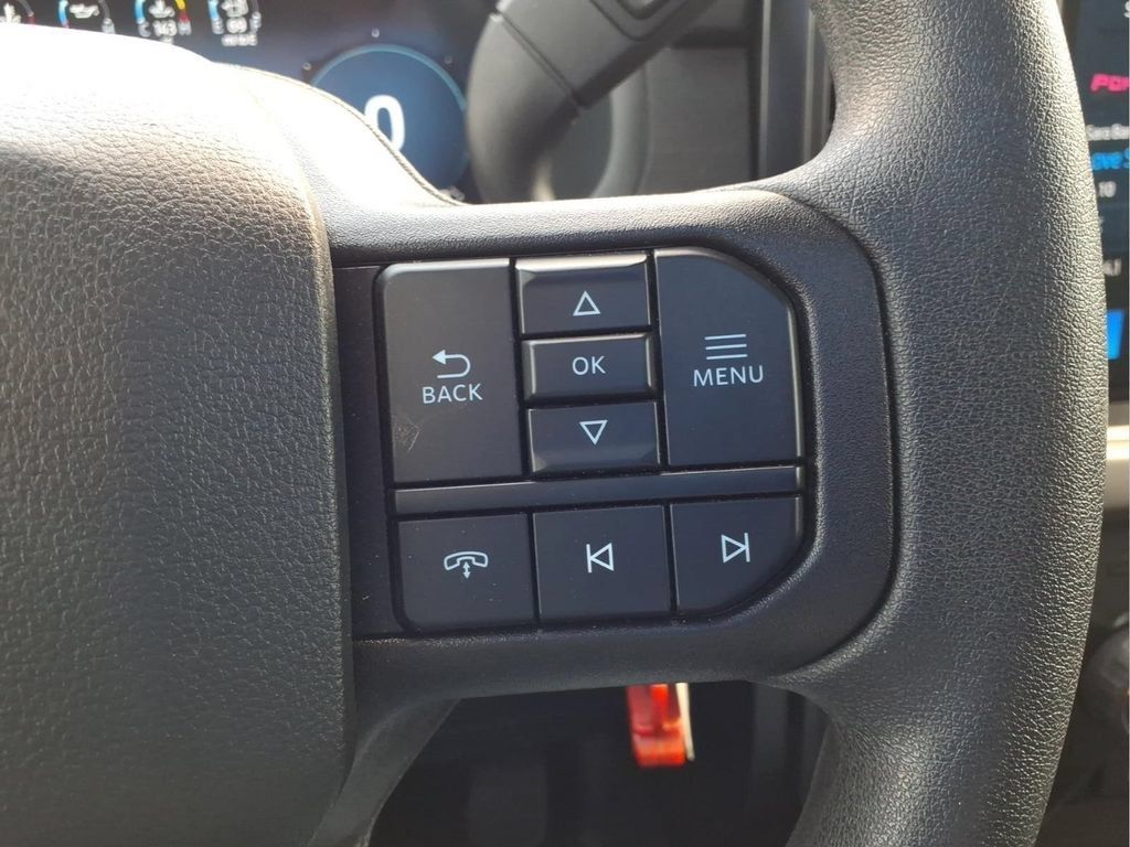 Used 2025 Ford F150 XL w/ Equipment Group 103A High RWD image 26