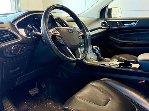 Used 2016 Ford Edge Titanium AWD/4WD image 10
