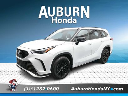 Used 2023 Toyota Highlander XSE