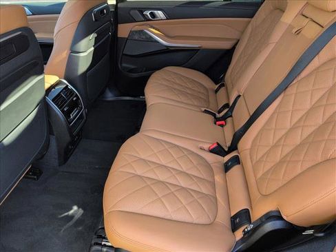 New 2026 BMW X7 xDrive40i image 16