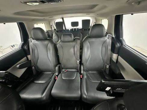 Used 2024 Kia Carnival SX Prestige FWD image 26