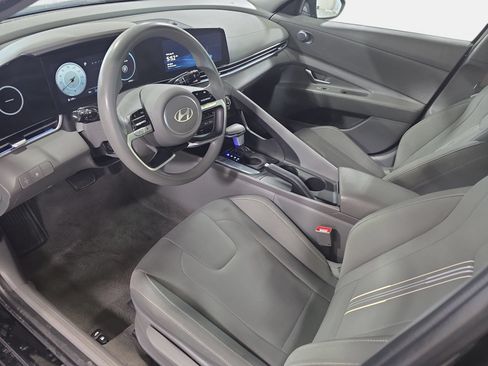Used 2024 Hyundai Elantra SEL FWD image 15