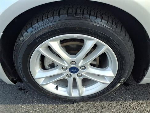 Used 2018 Ford Fusion S FWD image 19