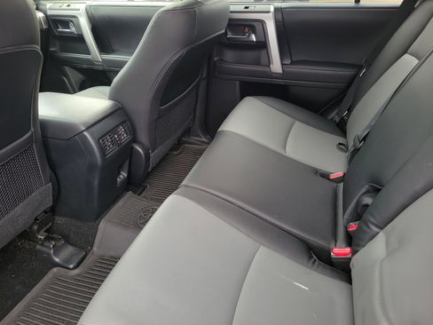 Used 2022 Toyota 4Runner SR5 Premium w/ Moonroof Package image 8