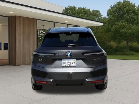 Used 2025 BMW iX xDrive50 w/ Sport Package image 7