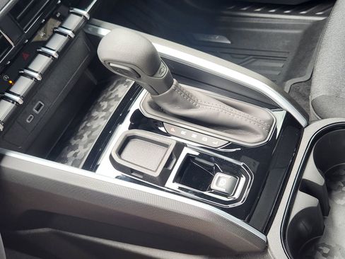 New 2026 Chevrolet Colorado W/T w/ WT Custom Package image 18