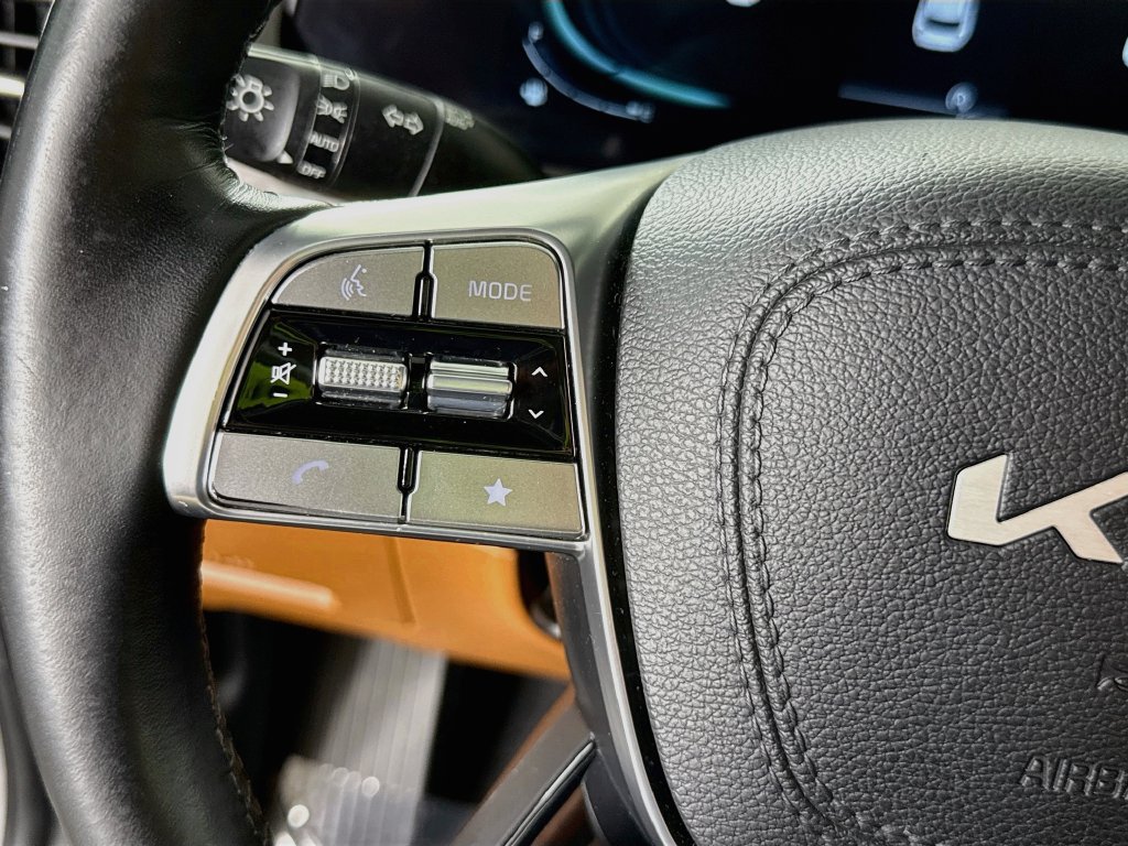 Used 2025 Kia Telluride EX X-Line AWD/4WD image 22