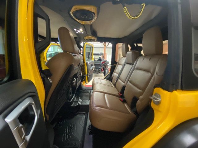 Used 2020 Jeep Wrangler Unlimited Rubicon AWD/4WD image 17