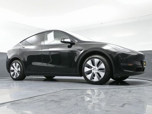 Used 2023 Tesla Model Y Long Range image 53
