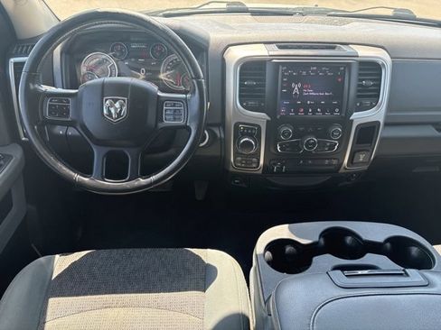 Used 2019 RAM 1500 Big Horn AWD/4WD image 3