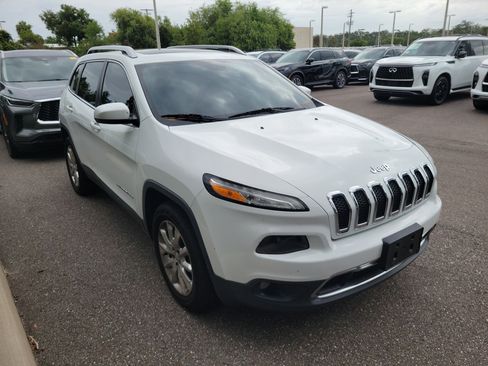 Used 2016 Jeep Cherokee Limited AWD/4WD image 2