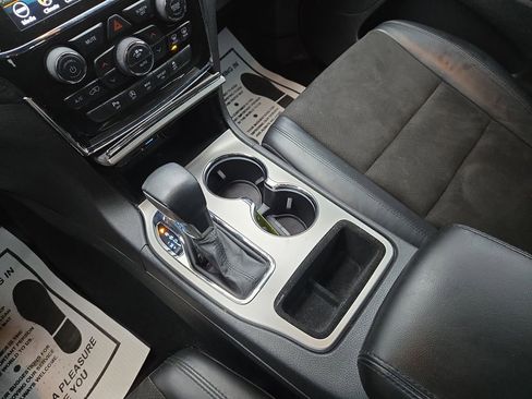 Certified 2021 Jeep Grand Cherokee Laredo X image 26