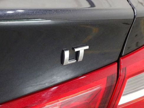 Used 2023 Chevrolet Malibu LT FWD image 40